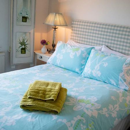 The Hollies Bed And Breakfast Uppingham Eksteriør billede