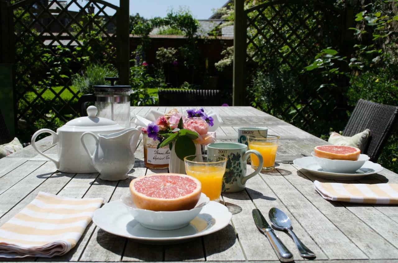 The Hollies Bed And Breakfast Uppingham Eksteriør billede