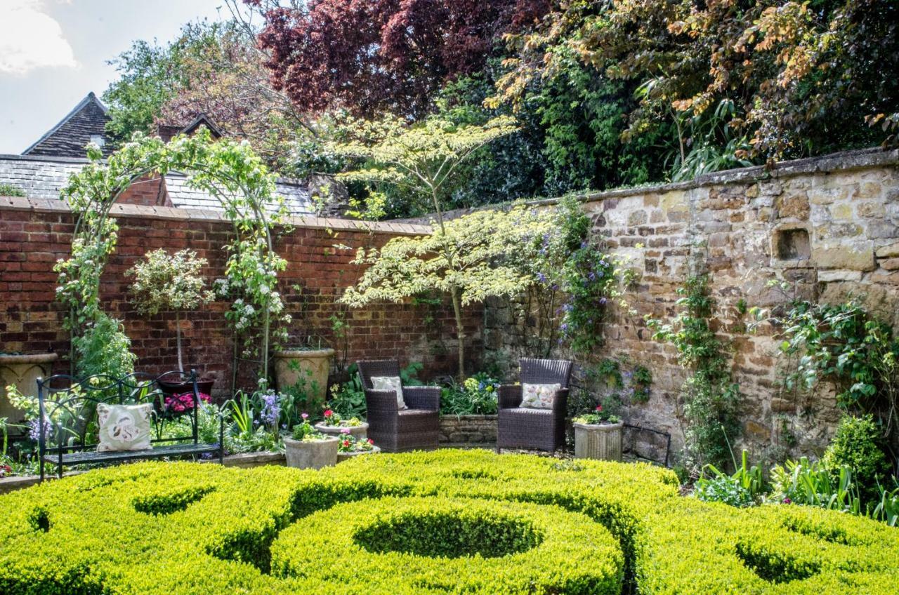The Hollies Bed And Breakfast Uppingham Eksteriør billede