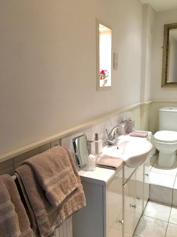 The Hollies Bed And Breakfast Uppingham Eksteriør billede